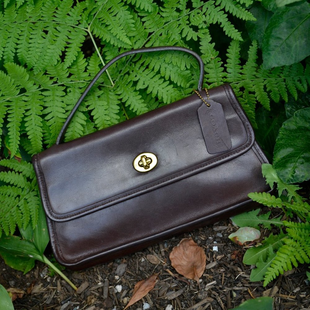 Vintage Coach Top Handle (missing strap) sorry :(